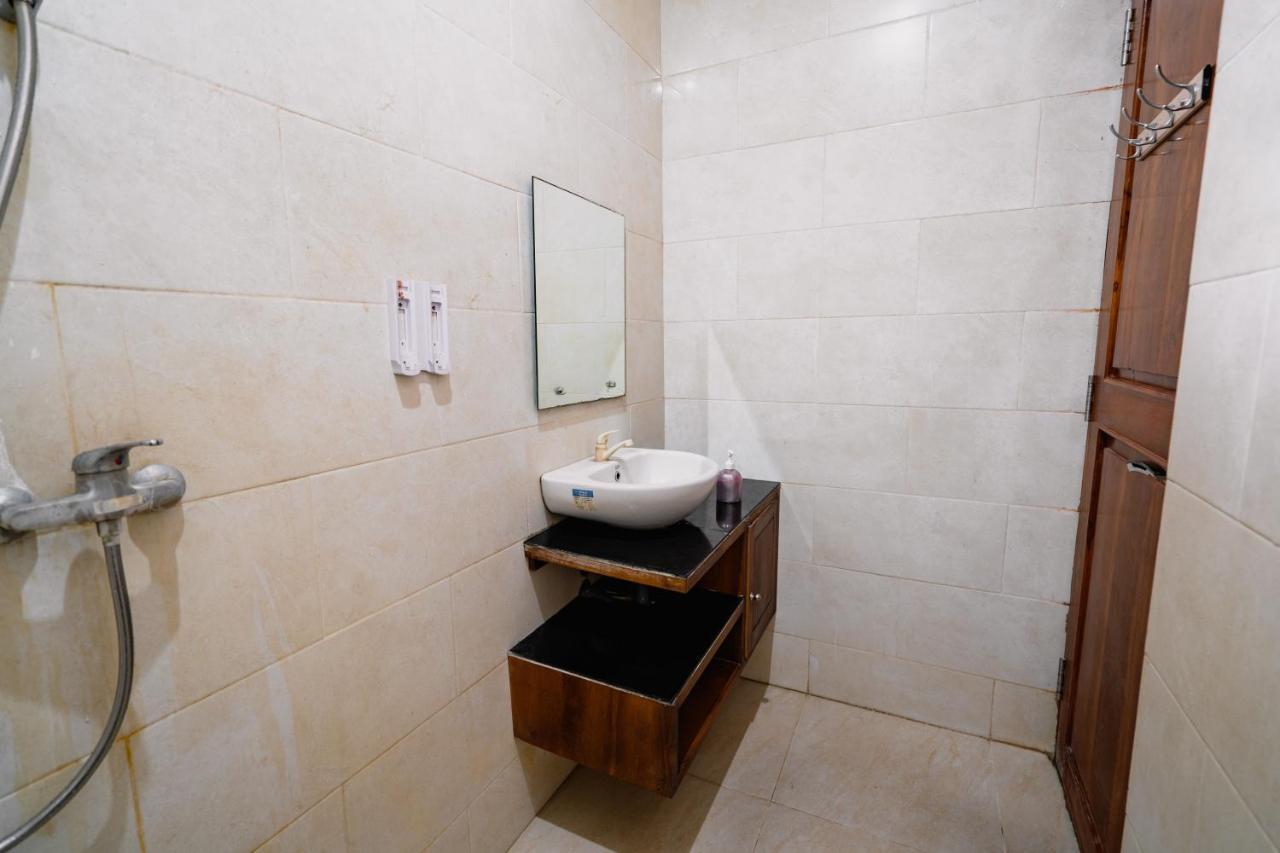 Guesthouse Cempaka Putih Семиньяк Экстерьер фото