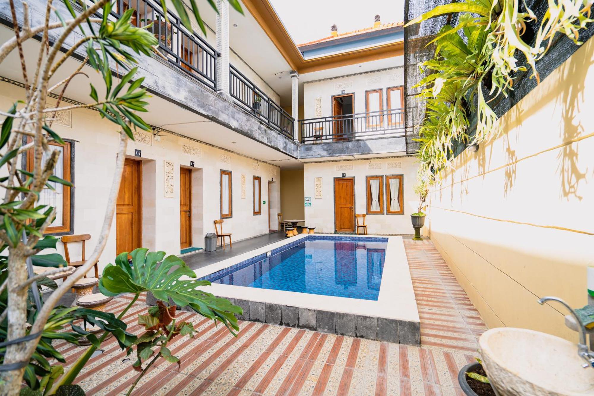 Guesthouse Cempaka Putih Семиньяк Экстерьер фото
